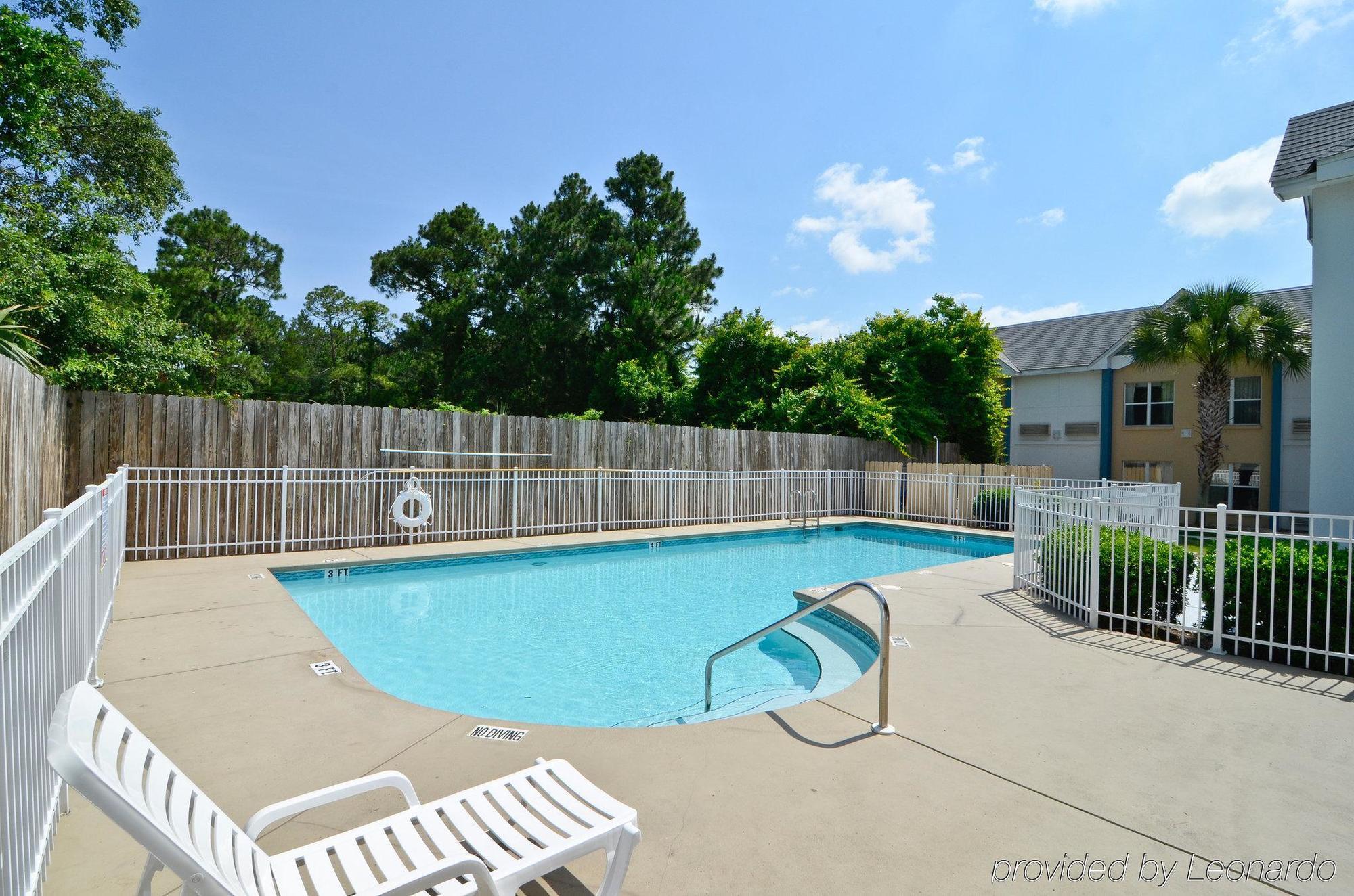 Days Inn By Wyndham Panama City Facilities photo