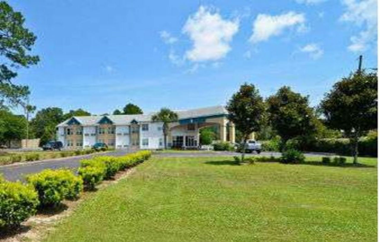 Days Inn By Wyndham Panama City Exterior photo